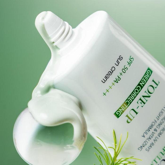 [d'Alba] Waterfull UV Essence Tone Up Sun Cream Green Correcting SPF 50+ PA++++ 50ml - Ballagrio