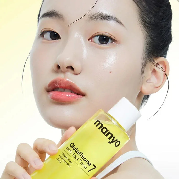 manyo-factory-glutathione-7-dark-spot-toner-200ml-02_1dc6c45c-5d44-4817-8b91-65909608a18c