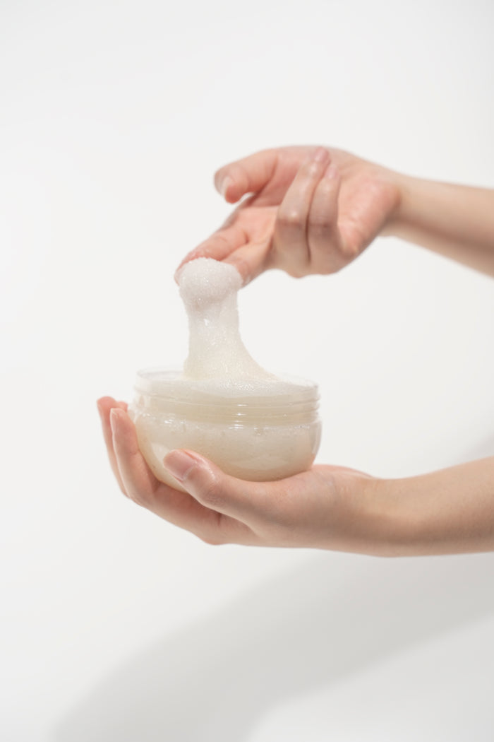 Saltherapy Salty Honey Body Scrub 300g | GlamTouch UK