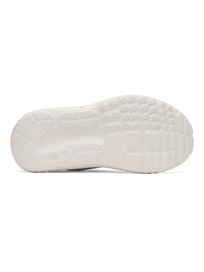Zapatilla Preescolar UA Surge 4 AC blanca para niña