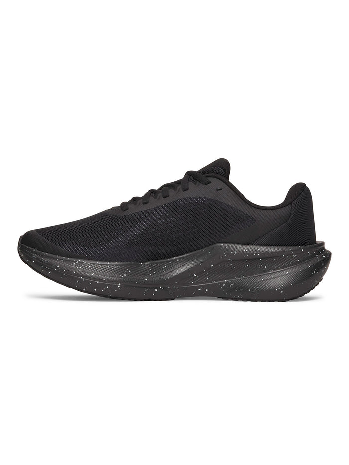 Zapatilla UA Chase negro para hombre