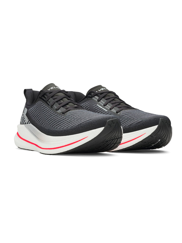 Zapatilla UA Velociti 5 negro para hombre