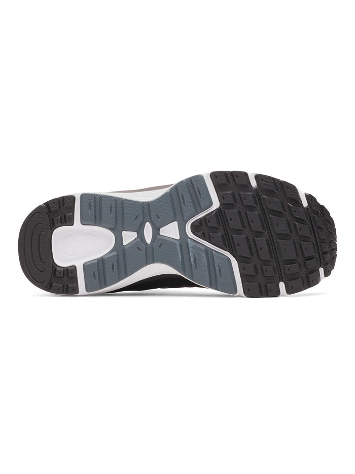 Zapatilla UA W Tech Runner negra para mujer