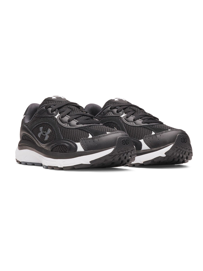Zapatilla UA W Tech Runner negra para mujer